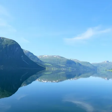 Апартаменты Sunnfjord In Jolster Ardal (Sogn og Fjordane)